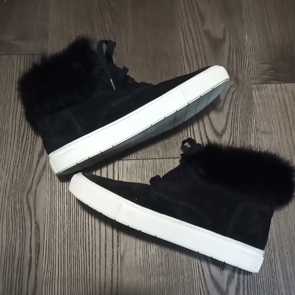 VINCE Black Rabbit Fur Suede High Top Boots Sneaker 8.5 9.5 **Mismatch** - Picture 2 of 8